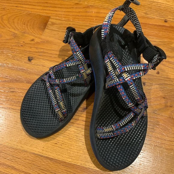 Chaco Other - Chaco strappy ecotread sandals size 3
